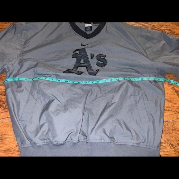 Nike Vintage MLB Oakland A's Athletics Center Swoosh Pullover Windbreaker Sz Med - Picture 5 of 9